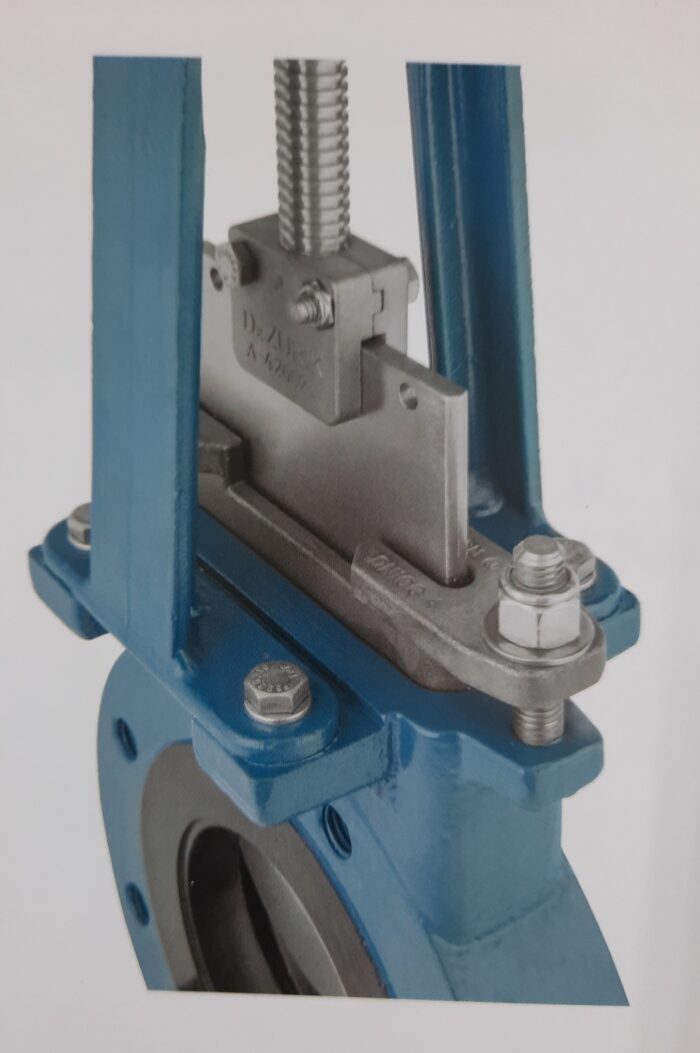DeZurik KUL Urethane Lined Knife Gate Valve. - Image 3